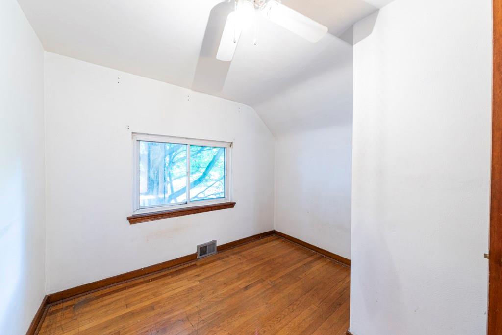 243 Rodi Road Pittsburgh, PA 15235 - Photo 15 of 25 Gallery Image 15