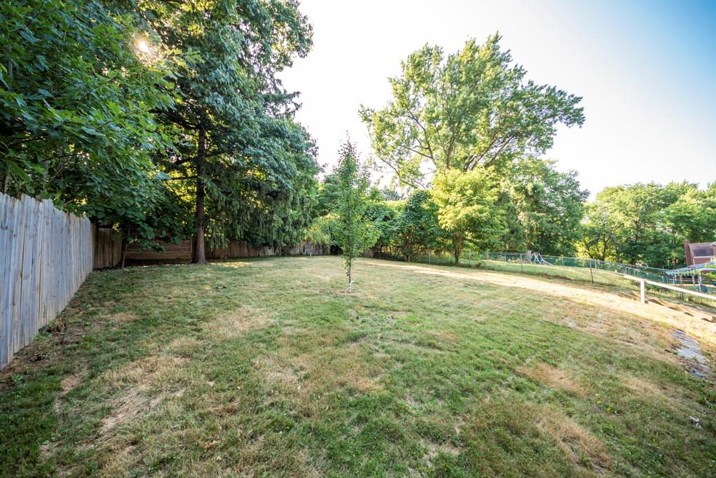 243 Rodi Road Pittsburgh, PA 15235 - Photo 21 of 25 Gallery Image 21