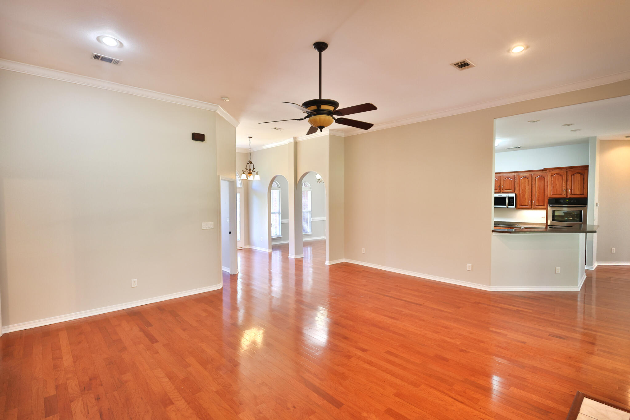 105 Par Court Crestview, FL 32536 - Photo 9 of 72 3O0A6588