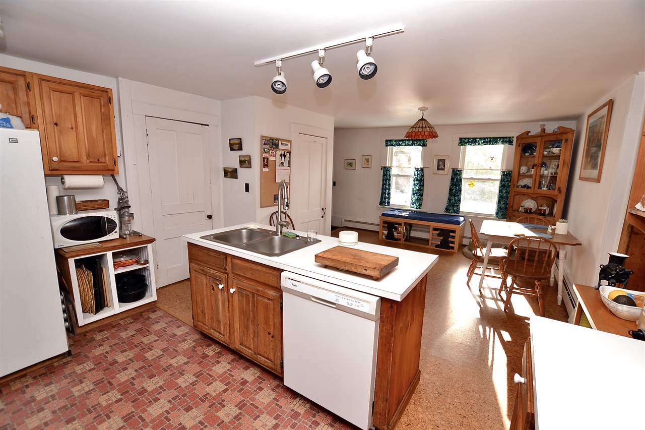536 West Hill Road Middlesex, VT 05682 - Photo 10 of 25
