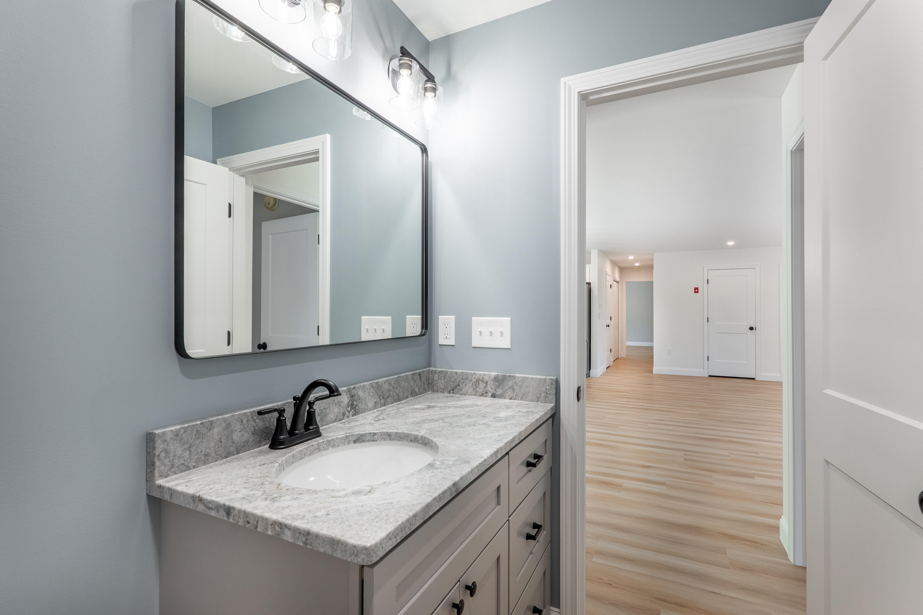 22 Old Mill Road New Harbor, ME 04554 - Photo 16 of 19 275MayalGray-40