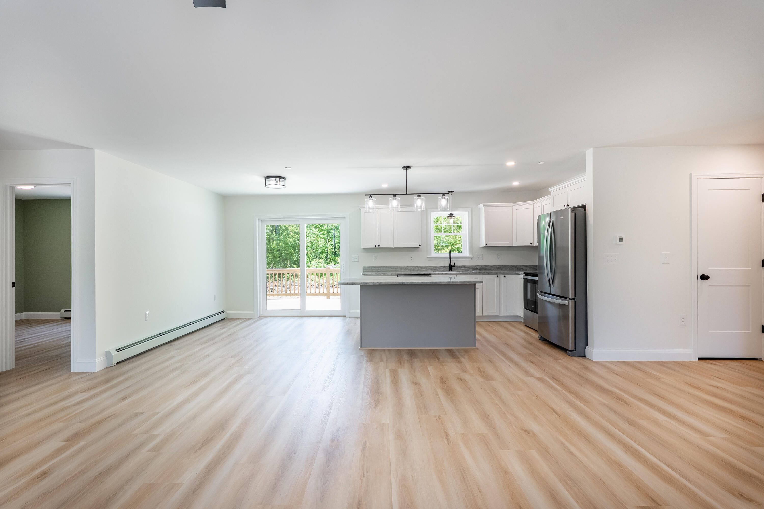 22 Old Mill Road New Harbor, ME 04554 - Photo 6 of 19 275MayalGray-30