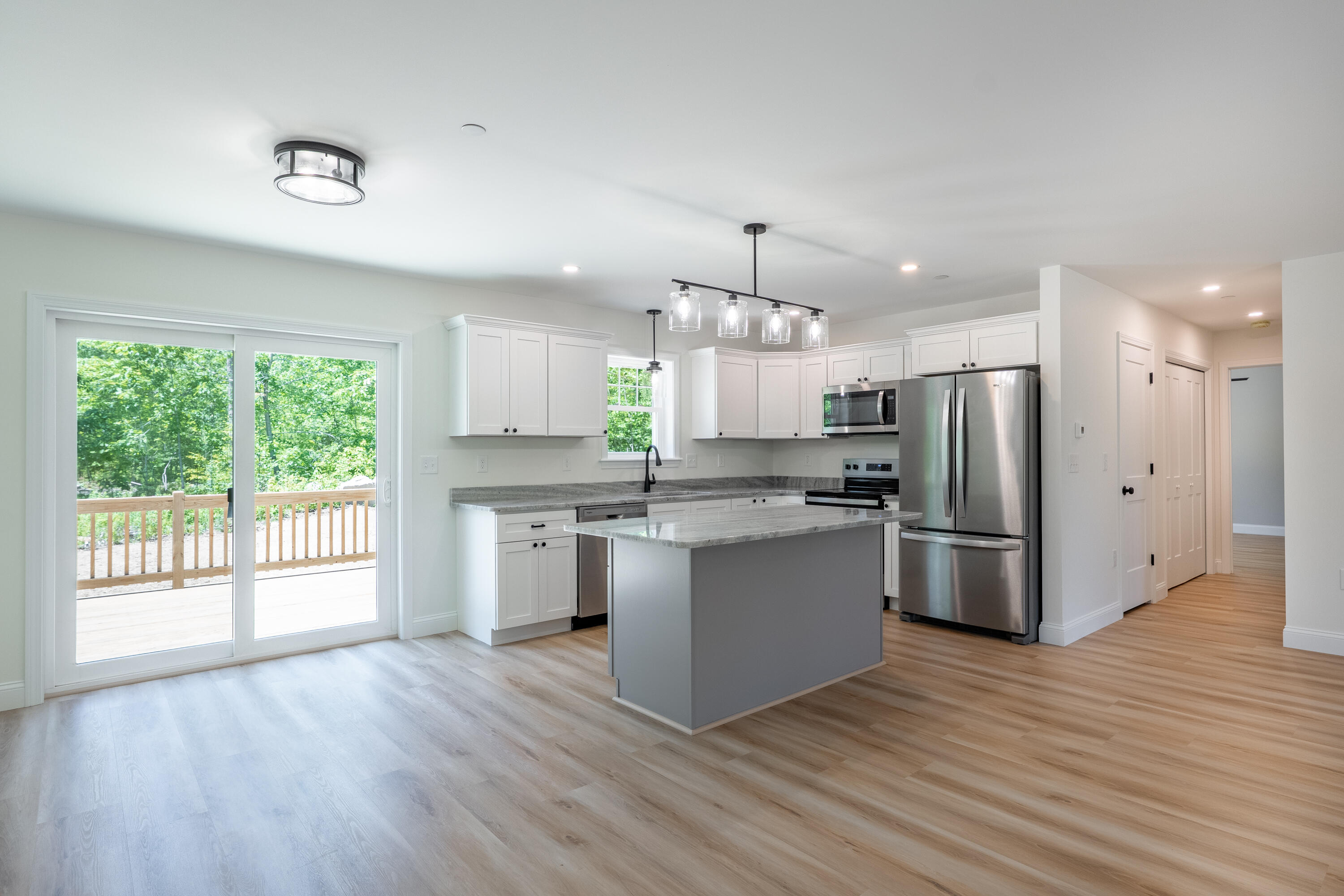 22 Old Mill Road New Harbor, ME 04554 - Photo 8 of 19 275MayalGray-32