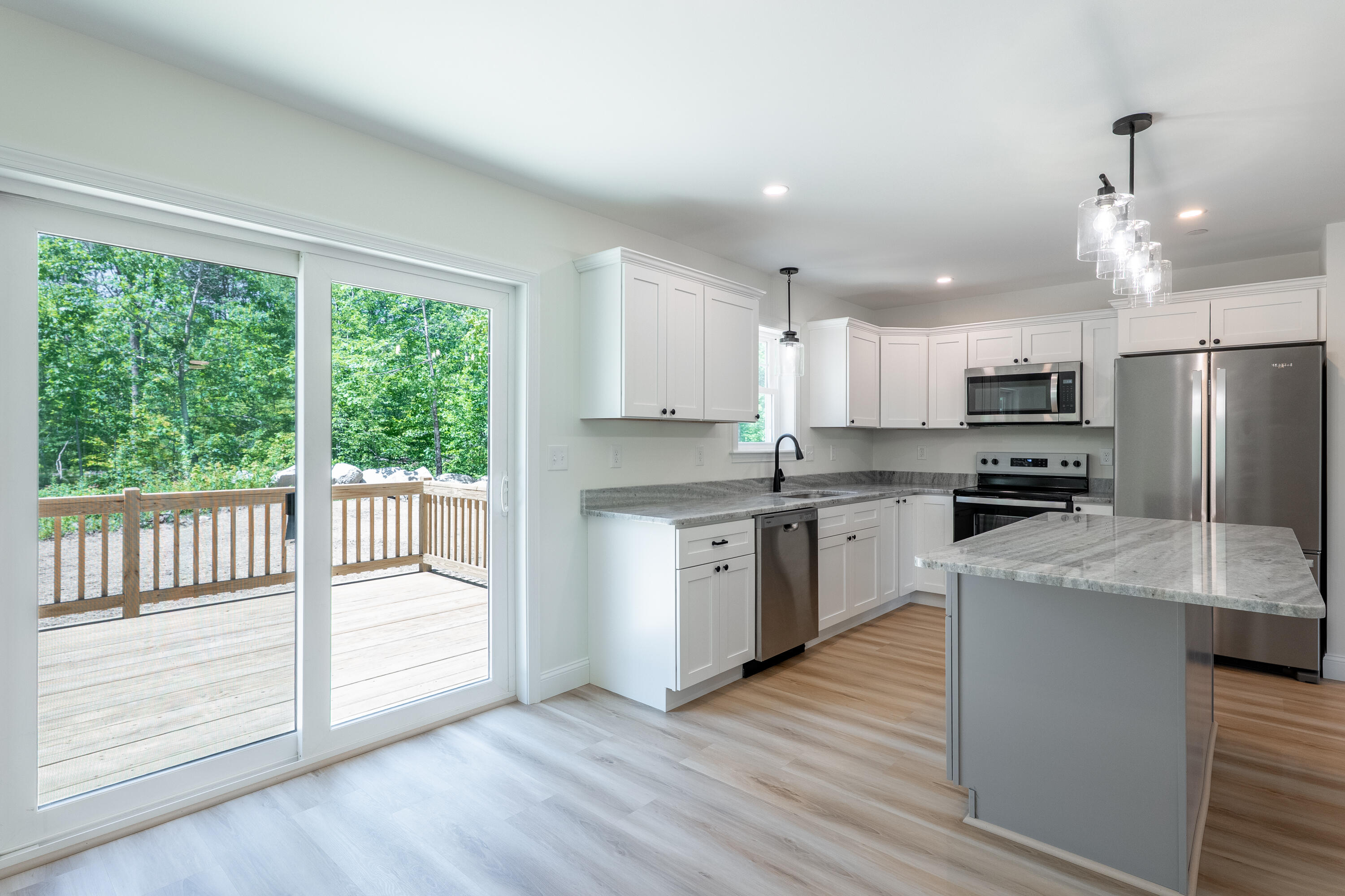 22 Old Mill Road New Harbor, ME 04554 - Photo 9 of 19 275MayalGray-33