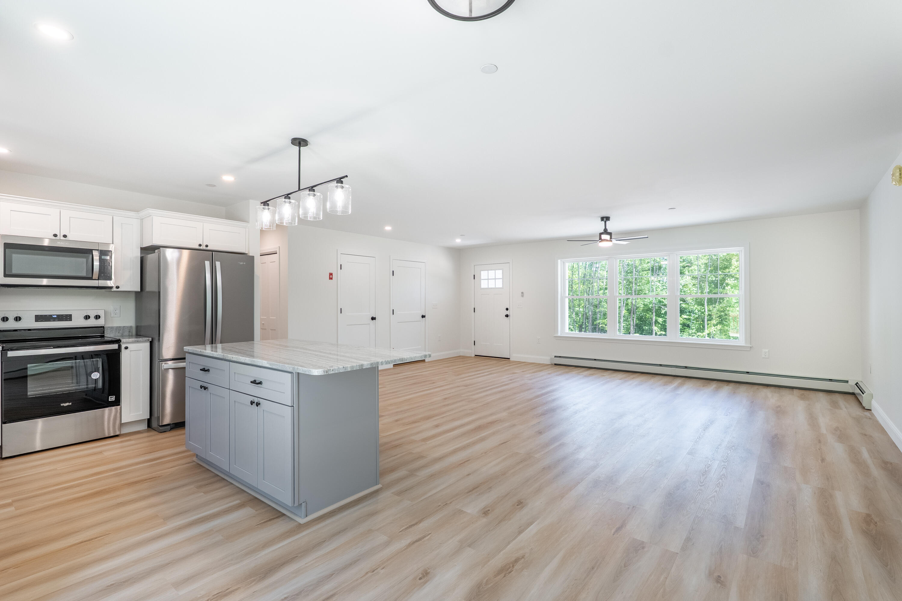 22 Old Mill Road New Harbor, ME 04554 - Photo 10 of 19 275MayalGray-34