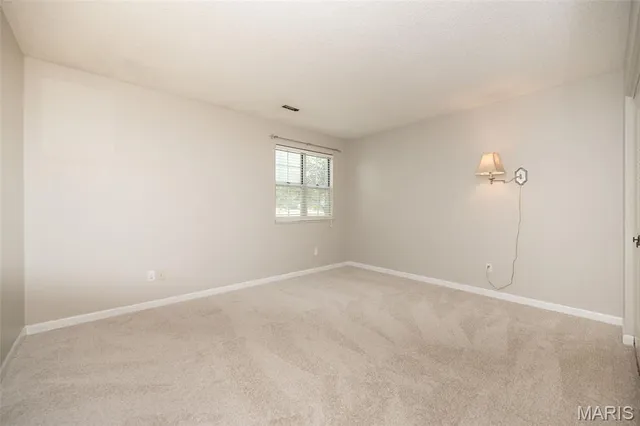 $170,000 | 9135 Wrenwood Lane, Brentwood, MO 63144