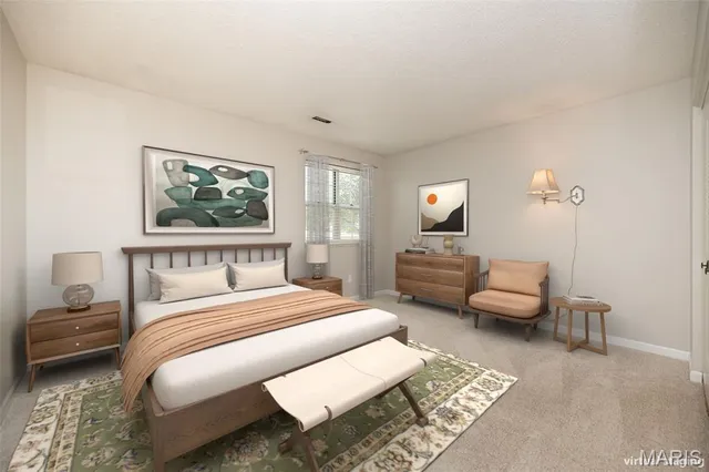 $170,000 | 9135 Wrenwood Lane, Brentwood, MO 63144