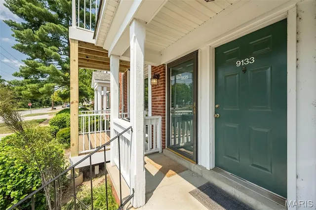 $170,000 | 9135 Wrenwood Lane, Brentwood, MO 63144