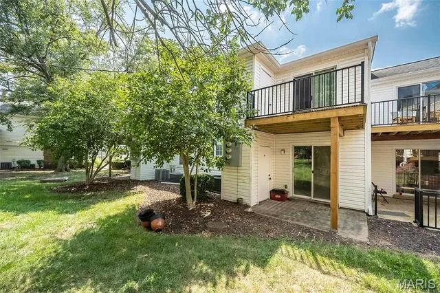 $170,000 | 9135 Wrenwood Lane, Brentwood, MO 63144