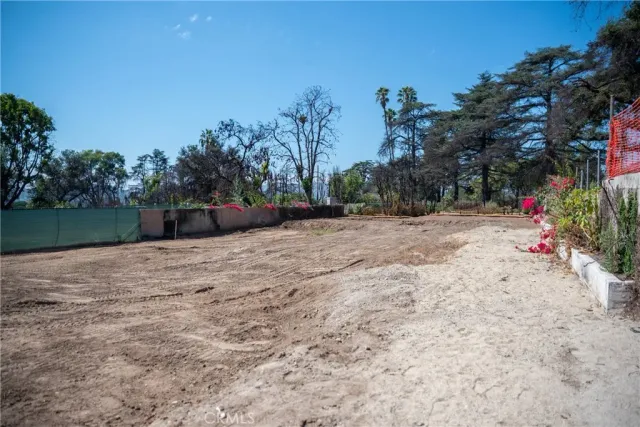 $680,000 | 3371 North Fair Oaks Avenue, Altadena, CA 91001