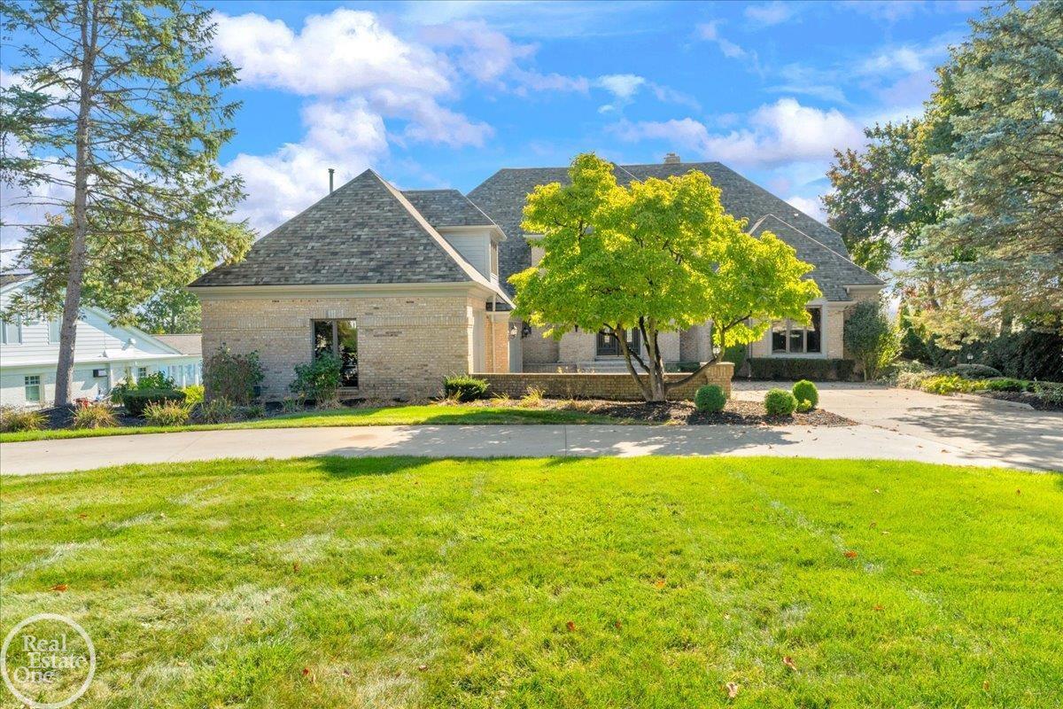 770 North Riverside Avenue St. Clair, MI 48079 - Photo 4 of 52