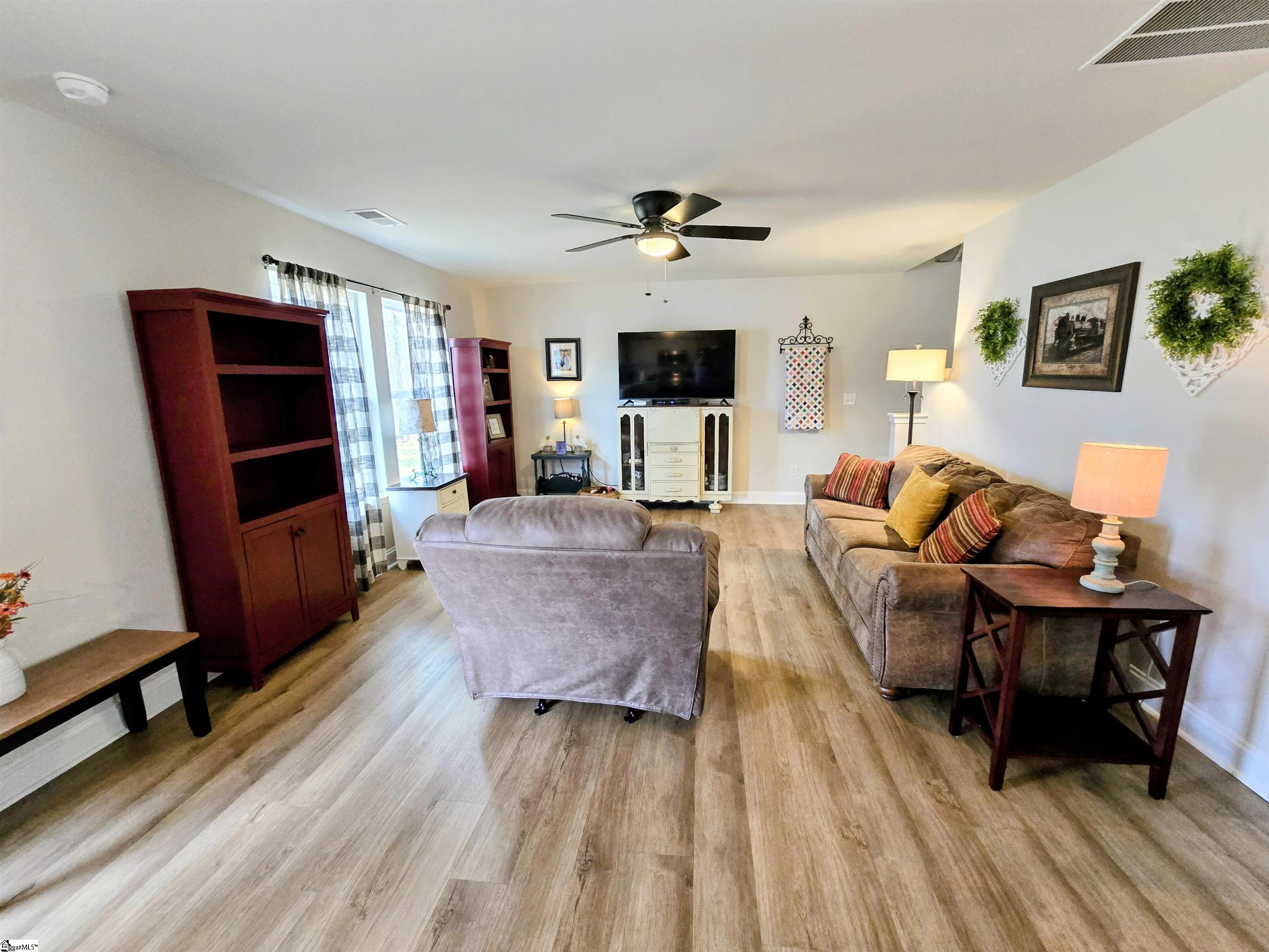104 Forest Drive Liberty, SC 29657 - Photo 11 of 23