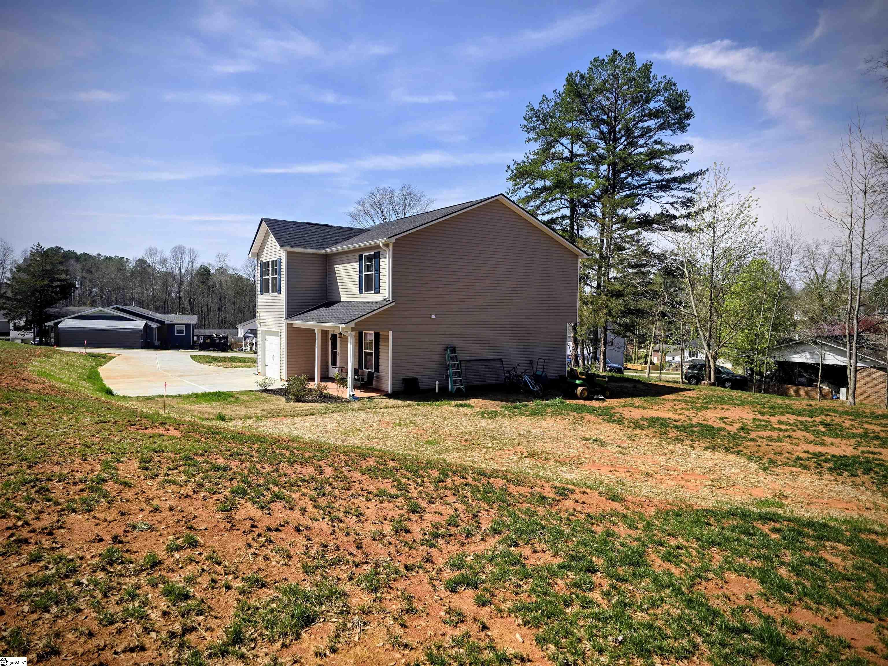 104 Forest Drive Liberty, SC 29657 - Photo 3 of 23