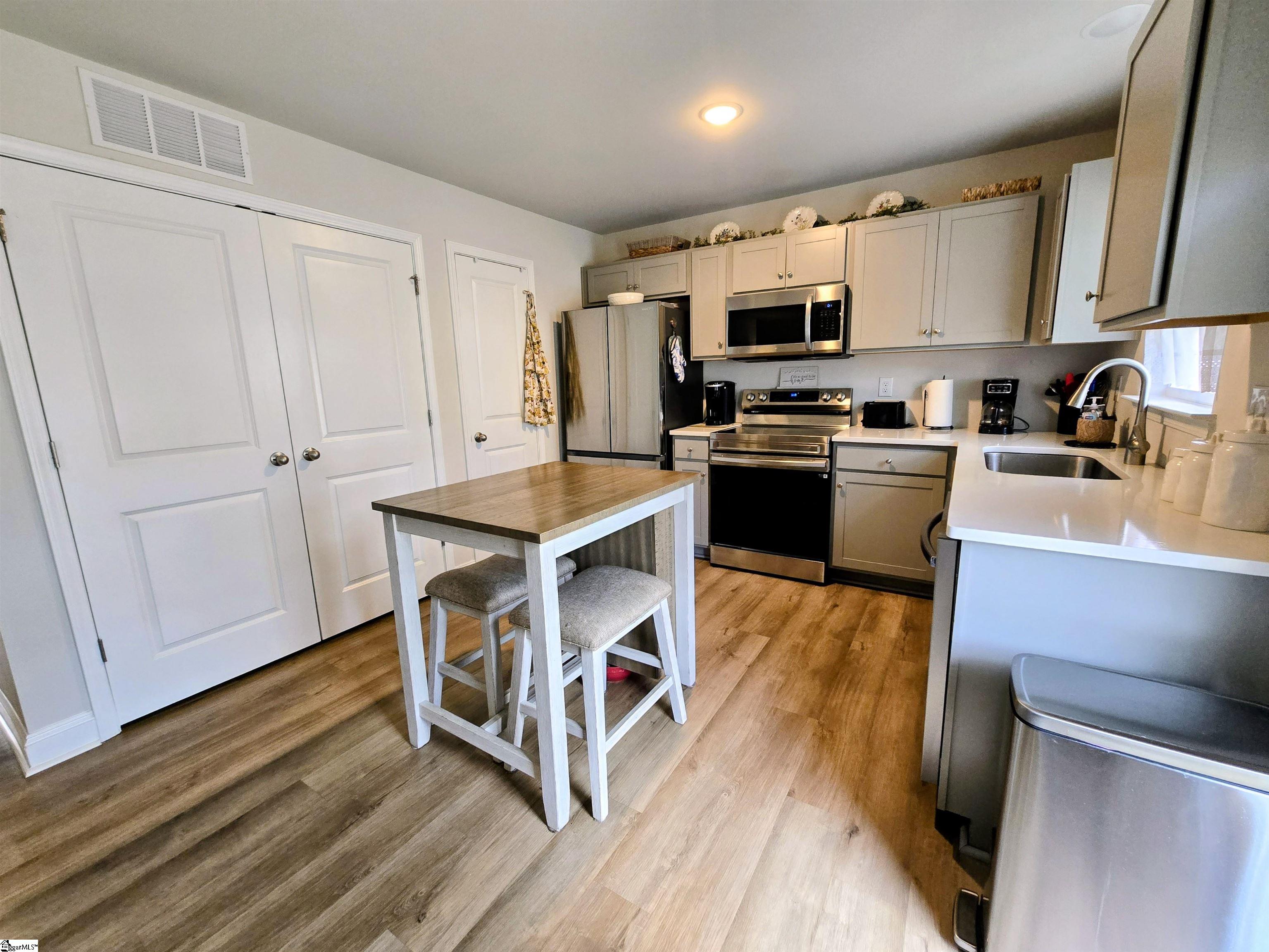 104 Forest Drive Liberty, SC 29657 - Photo 6 of 23