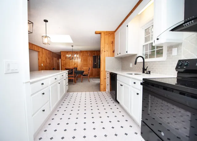 $334,900 | 245 West Drive, Travelers Rest, SC 29690