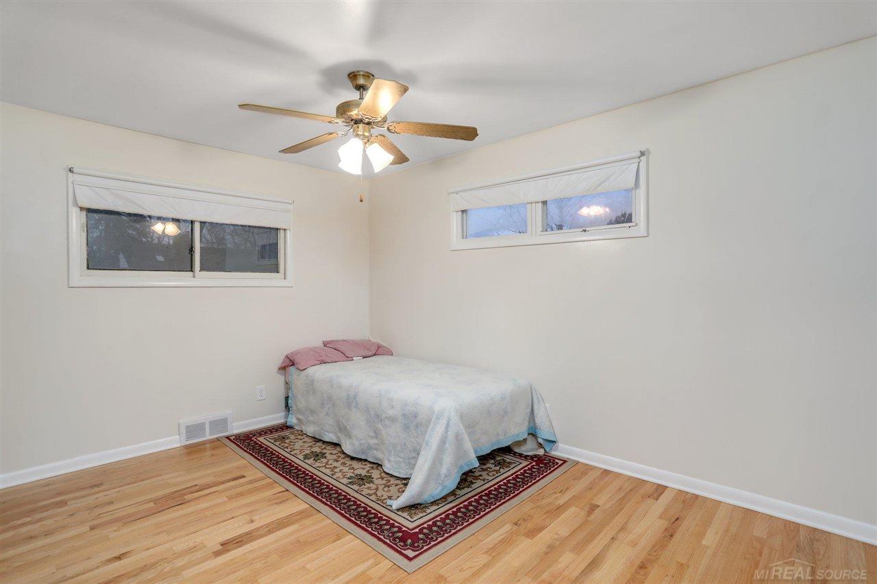109 Fraser Street Rochester, MI 48307 - Photo 19 of 33 50062544-18.JPG