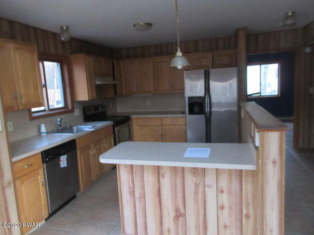 4551 Pine Ridge Drive West Bushkill, PA 18324 - Photo 13 of 26 IMG_7041 (1) - Copy - Copy - Copy