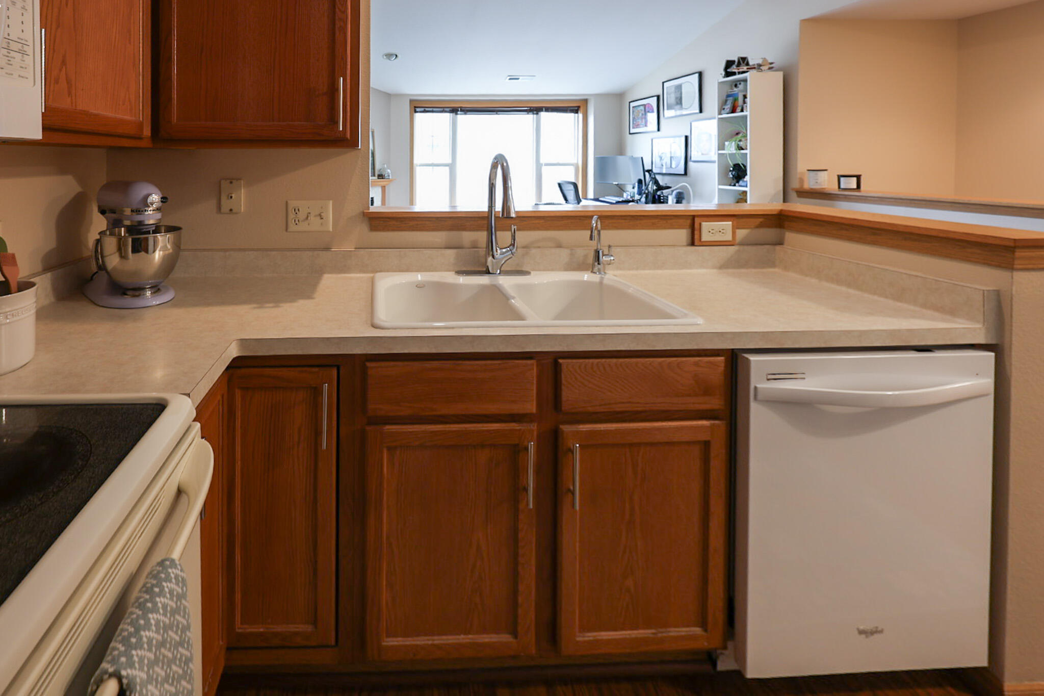 1513 92nd Street, Unit 43 Sturtevant, WI 53177 - Photo 4 of 15 Bright and sunny