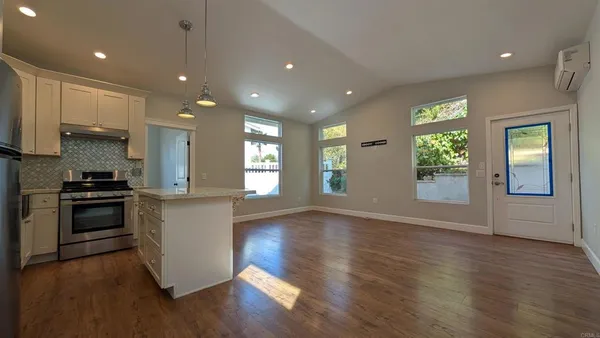 $3,150 | 4547 Leathers Street, Unit 2, San Diego, CA 92117