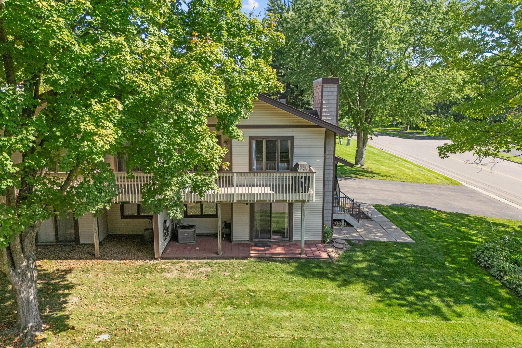 1595 Four Oaks Road Eagan, MN 55121 - Photo 30 of 33