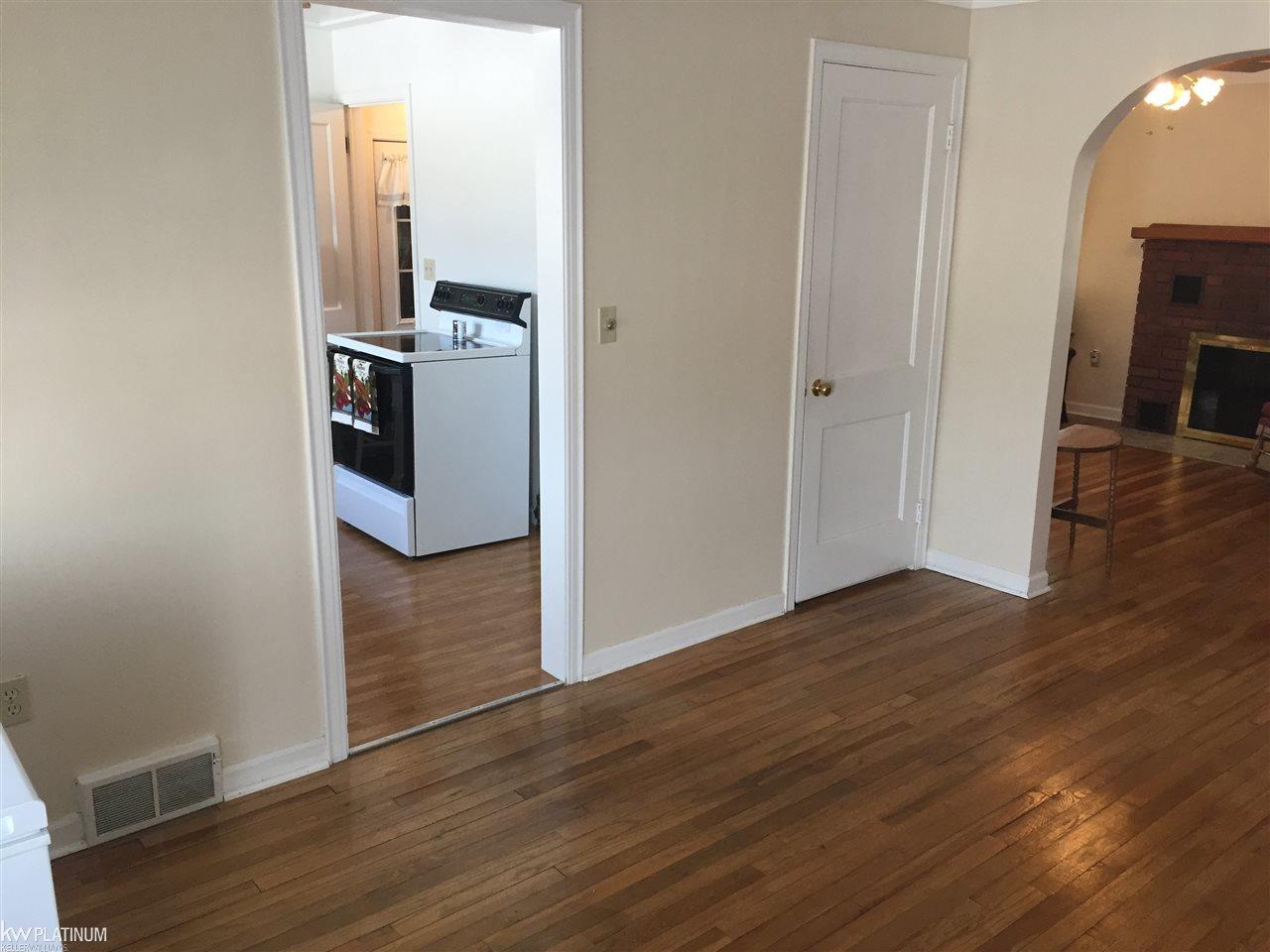 563 Grindstone Road Port Austin, MI 48467 - Photo 14 of 31 31333793-13.JPG