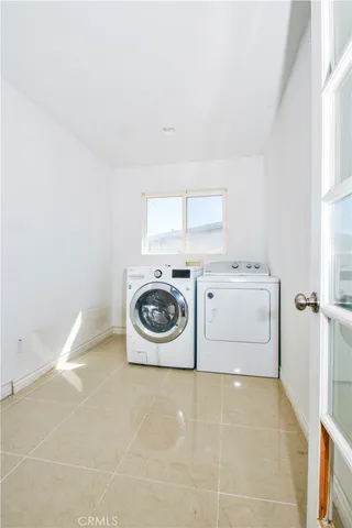 a house view with a outdoor space