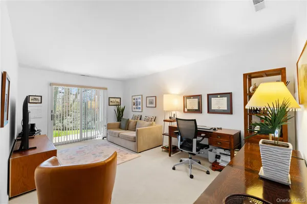 $928,000 | 240-46 Oak Park Drive, Unit 37A | Douglaston