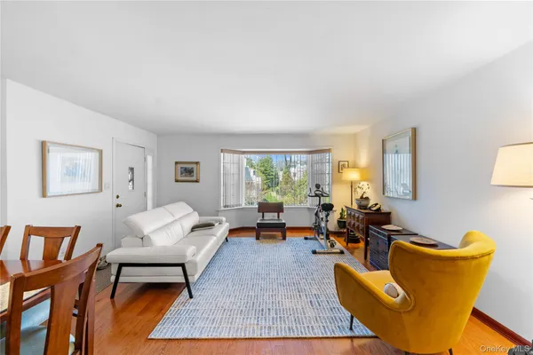 $928,000 | 240-46 Oak Park Drive, Unit 37A | Douglaston