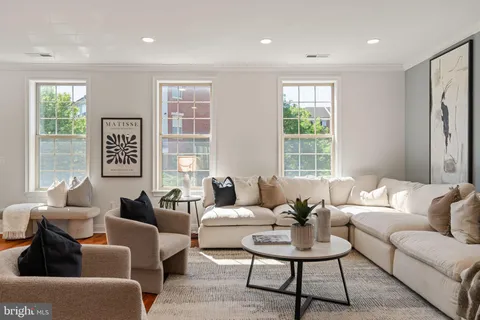 $899,000 | 406 Regatta Drive, Philadelphia, PA 19146