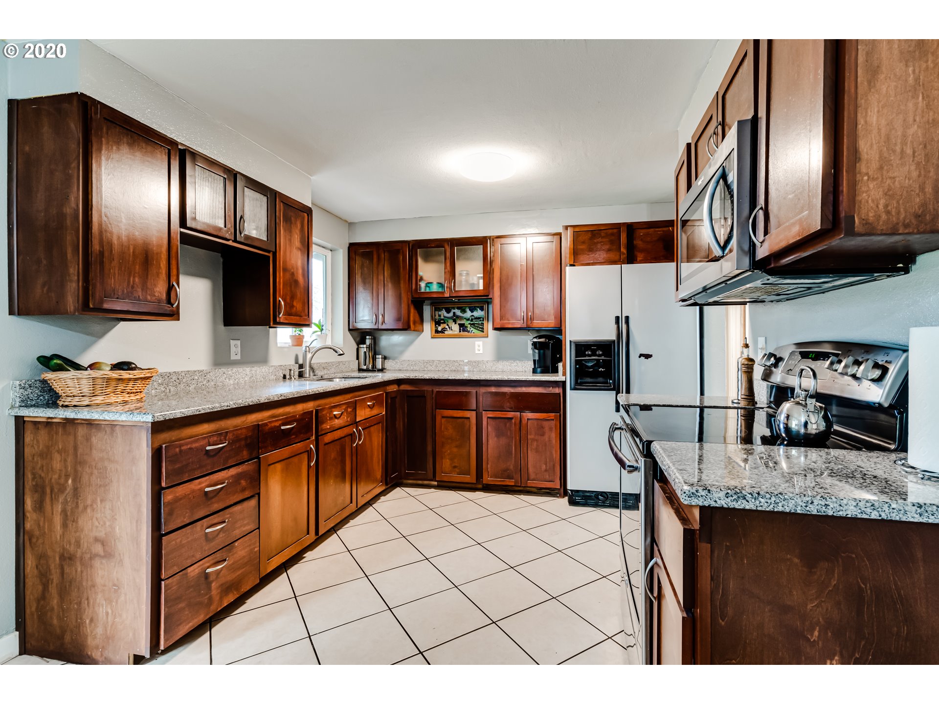 1424 1st Street Springfield, OR 97477 - Photo 8 of 23