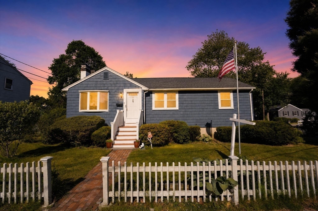 3 Rindone Street Holbrook, MA 02343 - Photo 7 of 32