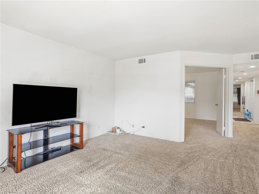 230 Bethany Road, Unit 237 Burbank, CA 91504 - Photo 13 of 38 Living Room