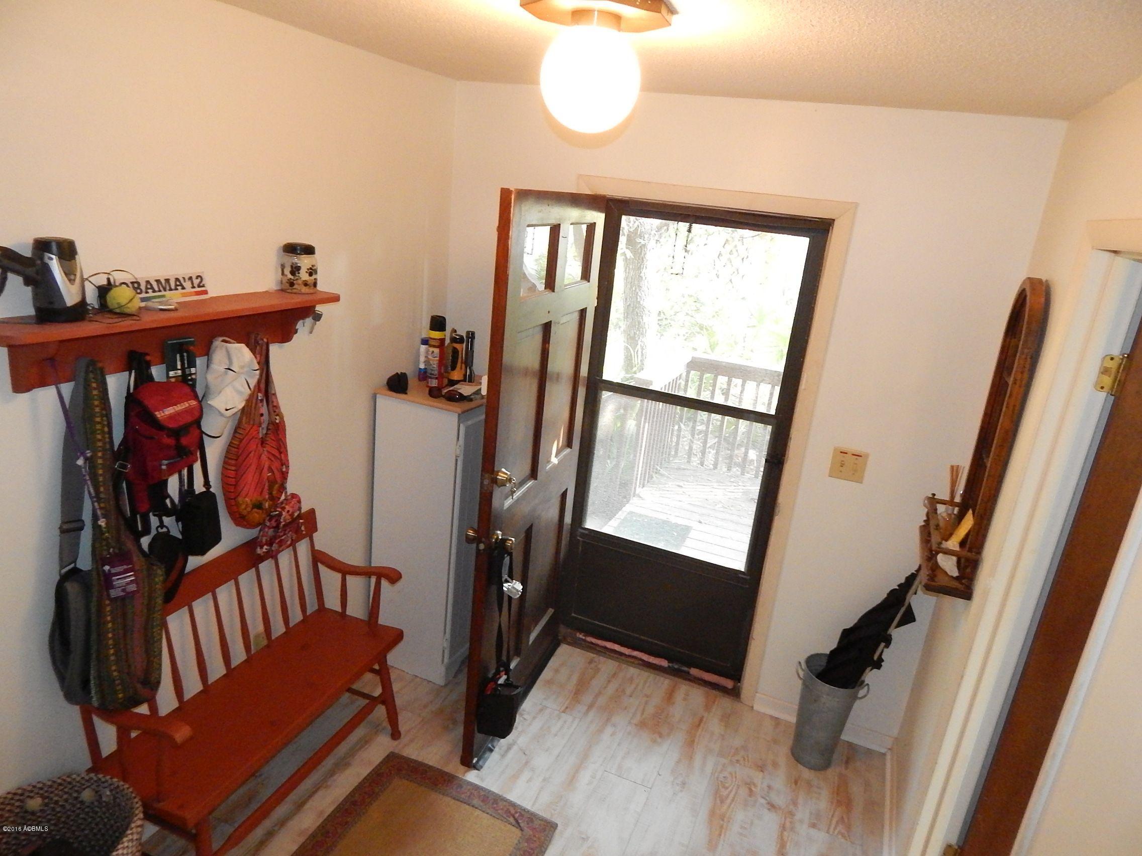 886 Fiddlers Ridge Road Fripp Island, SC 29920 - Photo 12 of 16 foyer