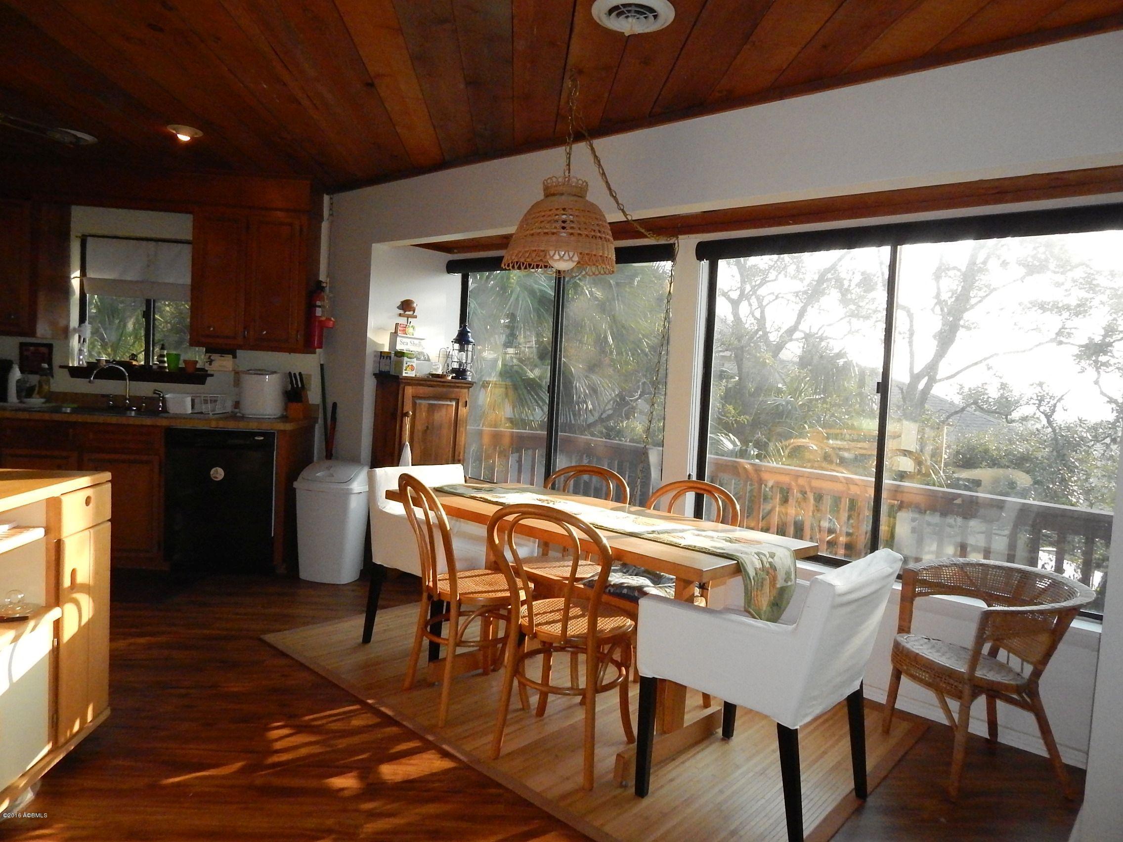886 Fiddlers Ridge Road Fripp Island, SC 29920 - Photo 6 of 16 dining views
