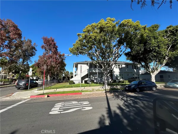 $2,375 | 966 Holly Street, Inglewood, CA 90301