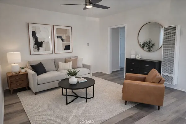 $2,375 | 966 Holly Street, Inglewood, CA 90301