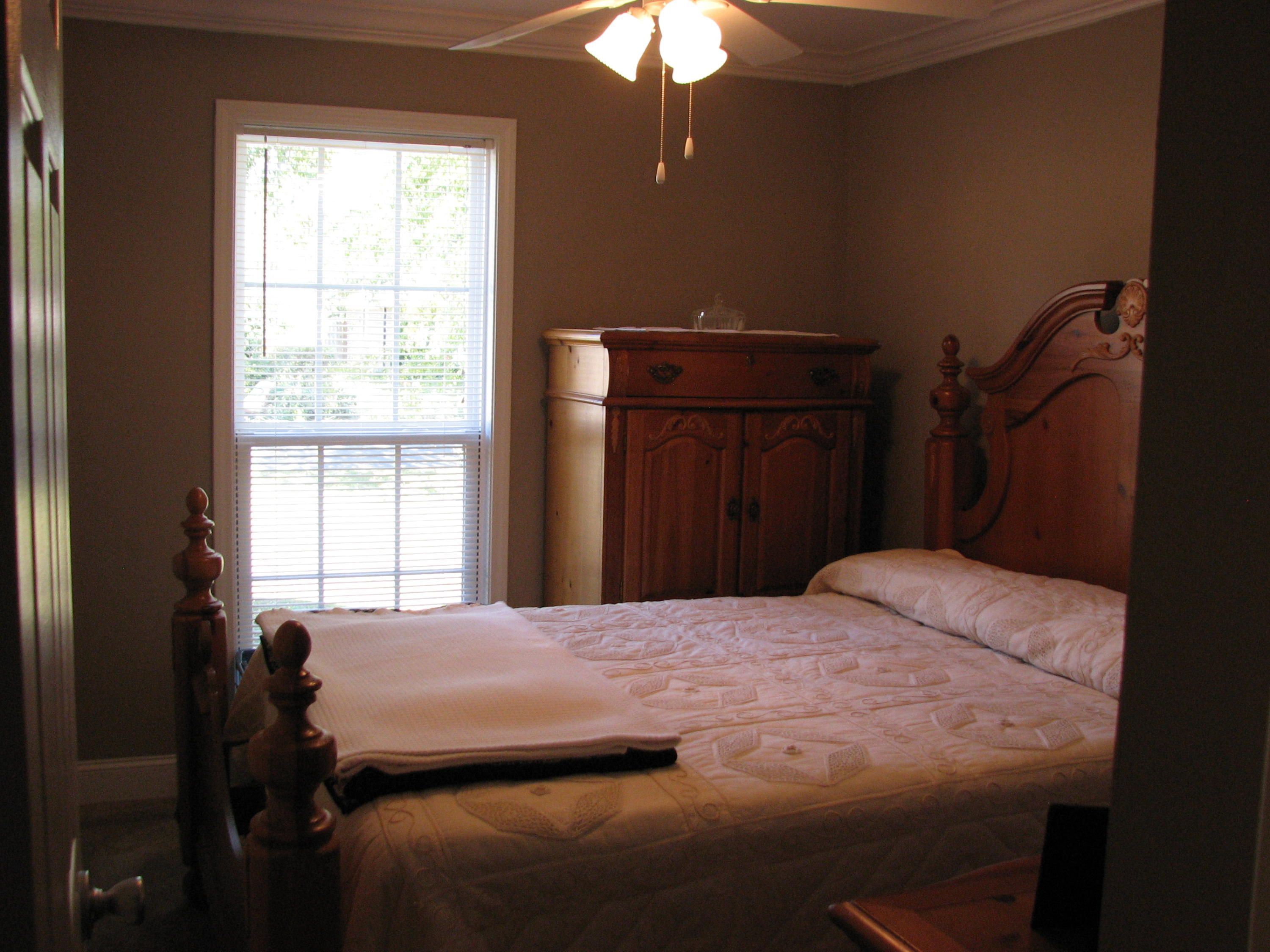 810 Beauregard Road Summerville, SC 29486 - Photo 18 of 30 2nd bedroom