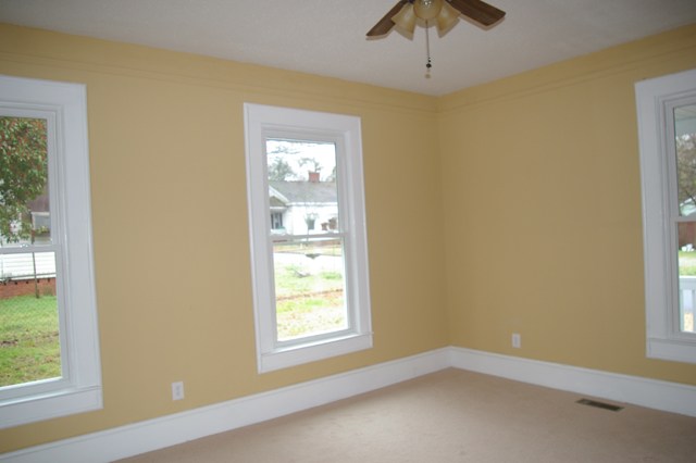 104 Ellison Circle Easley, SC 29640 - Photo 9 of 13 Gallery Image 9