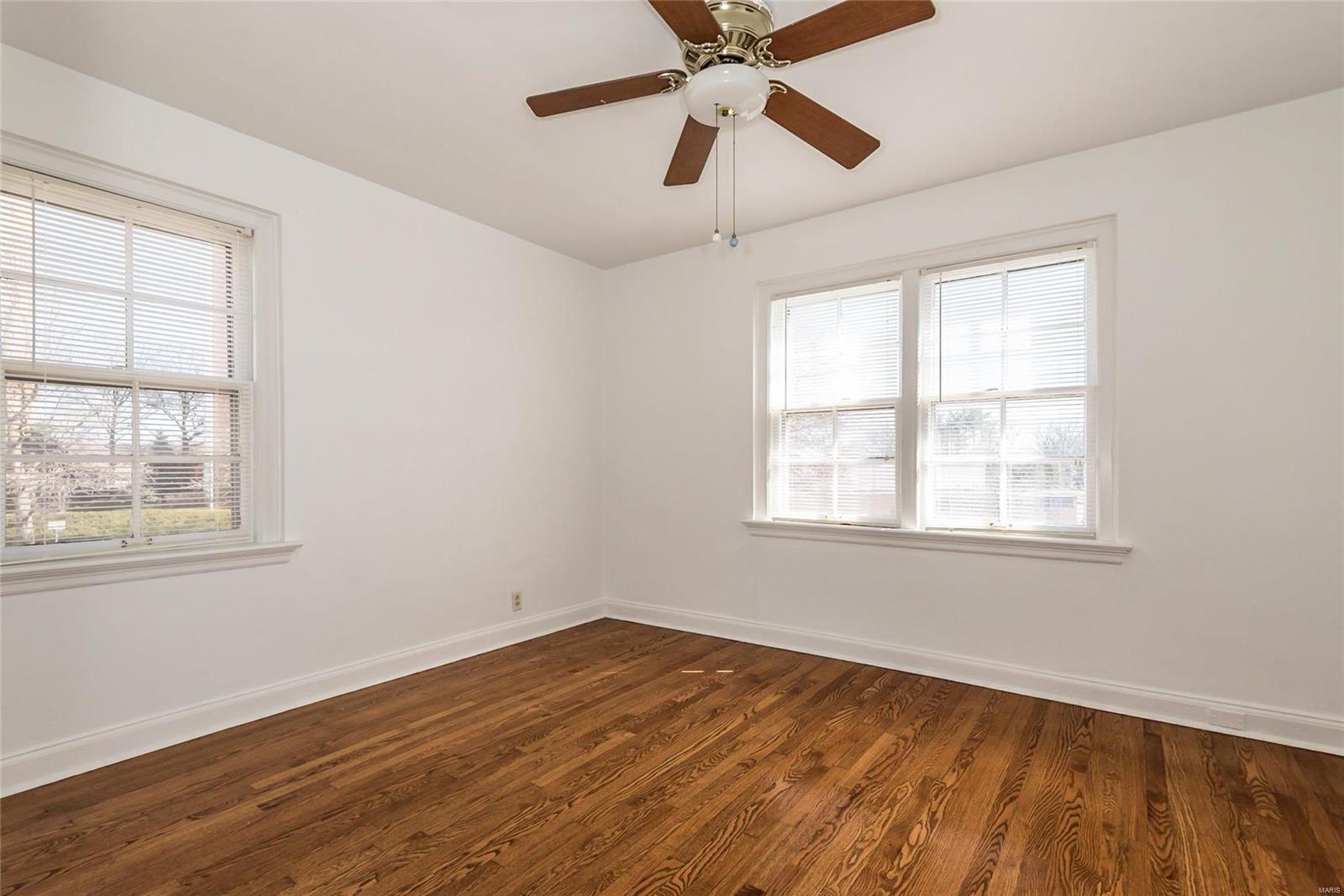 921 South Hanley Road, Unit E Clayton, MO 63105 - Photo 13 of 20 Gallery Image 13
