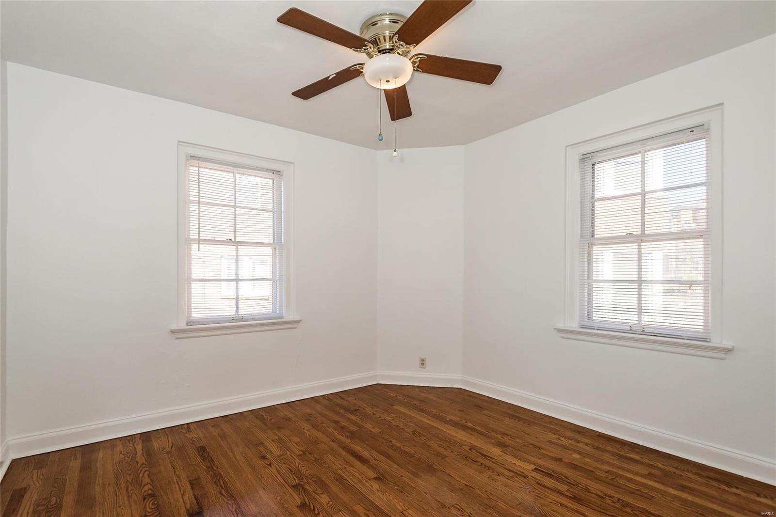 921 South Hanley Road, Unit E Clayton, MO 63105 - Photo 15 of 20 Gallery Image 15