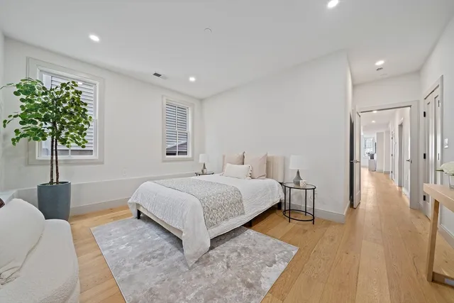 $3,595 | 5 Breed Street, Unit 4, Boston, MA 02128