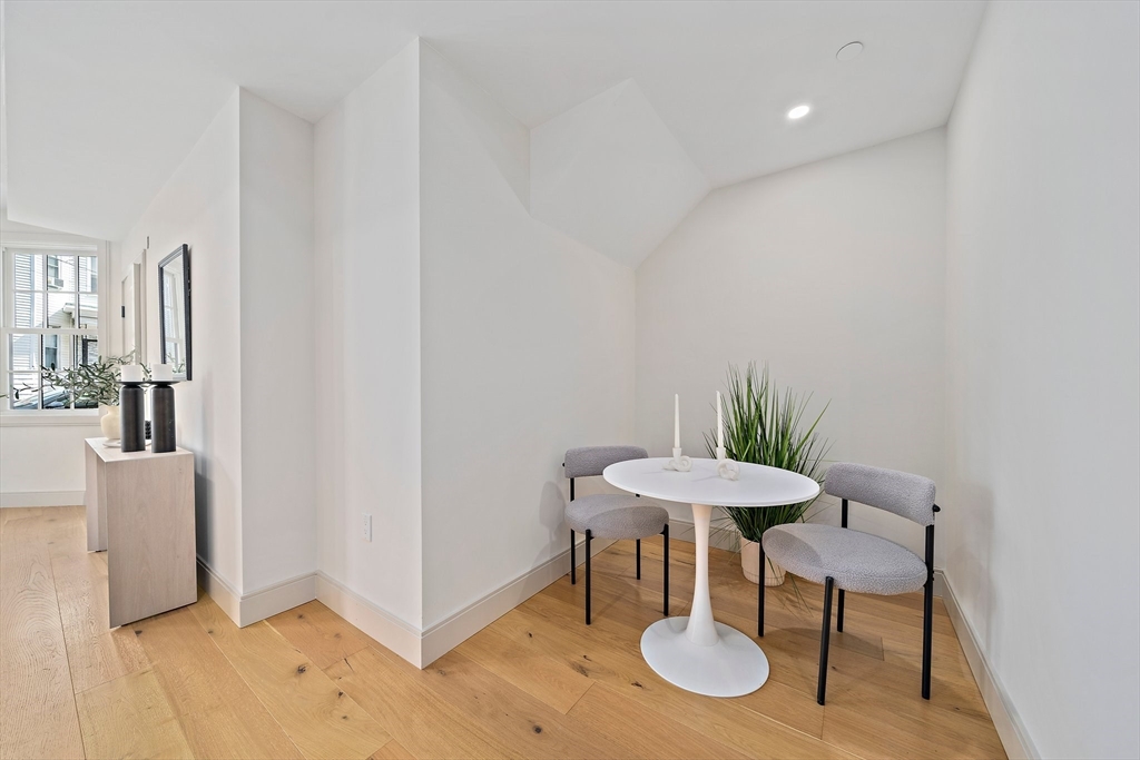 5 Breed Street, Unit 4 Boston, MA 02128 - Photo 9 of 20