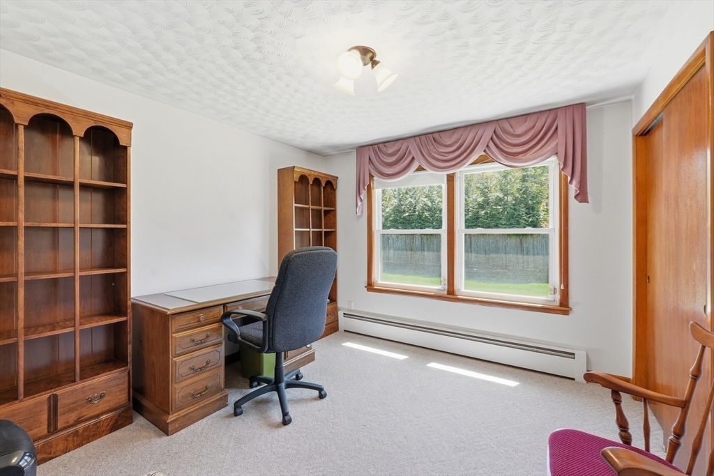 4 Ayrshire Road Worcester, MA 01604 - Photo 17 of 29 Gallery Image 17