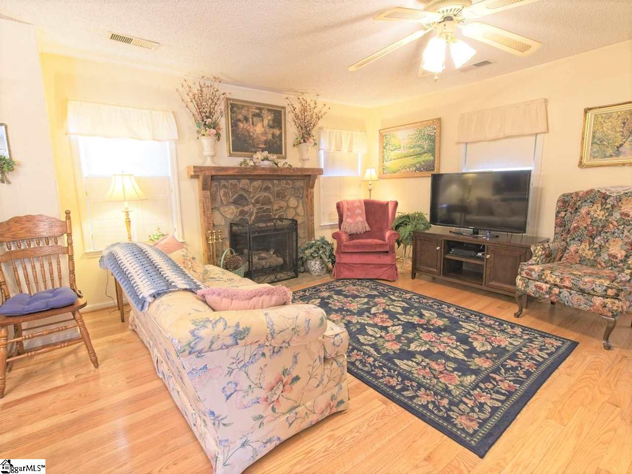 604 Pope Field Road Easley, SC 29642 - Photo 12 of 36 Gallery Image 12
