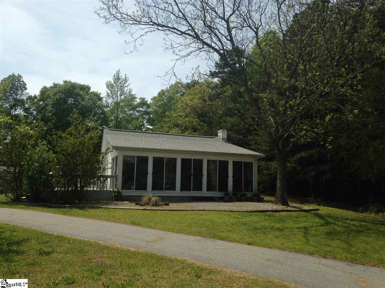 604 Pope Field Road Easley, SC 29642 - Photo 4 of 36 Gallery Image 4