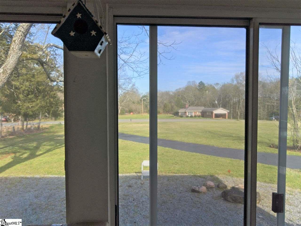 604 Pope Field Road Easley, SC 29642 - Photo 6 of 36 Gallery Image 6