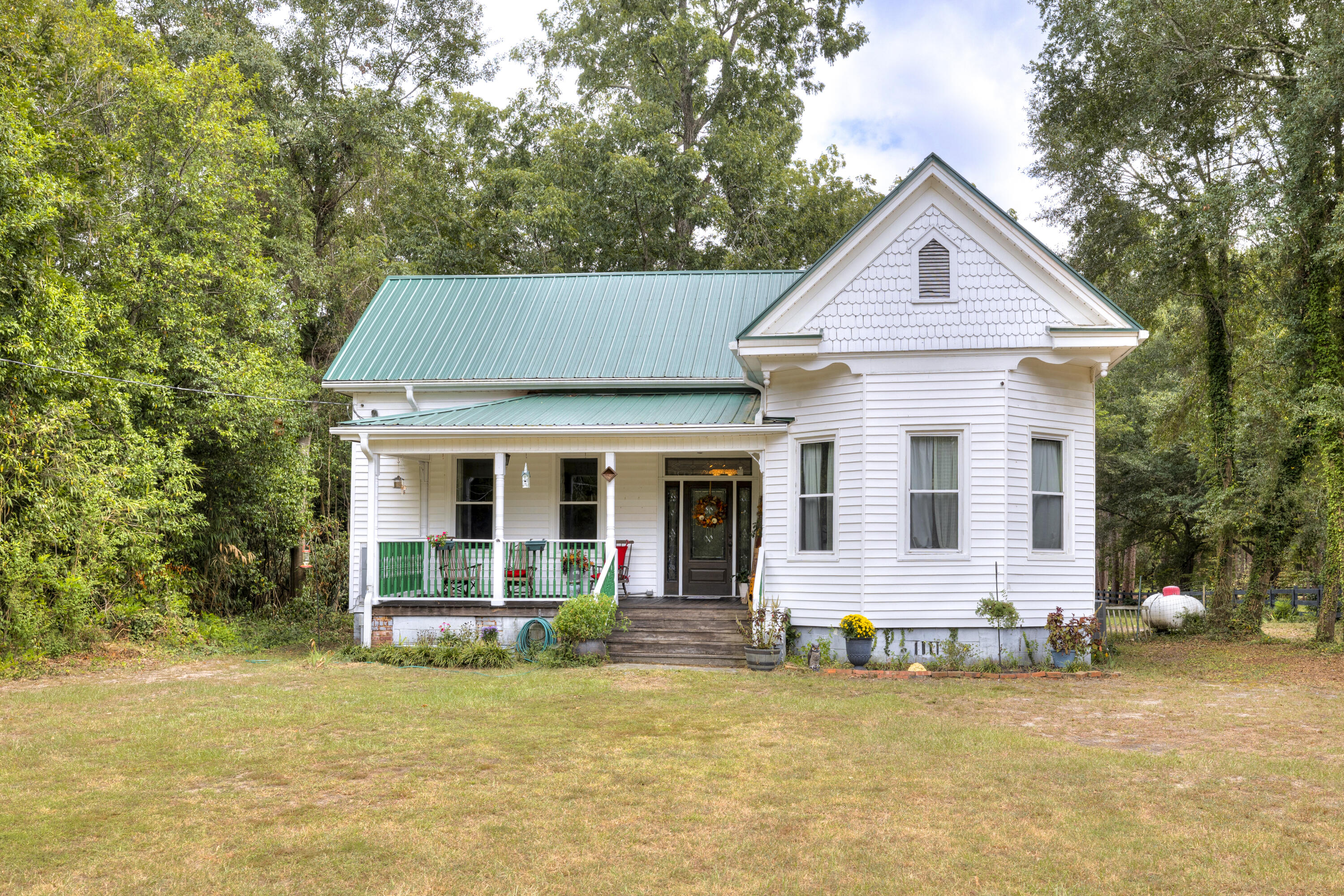 116 West Sumter Street Mayesville, SC 29104 - Photo 3 of 30