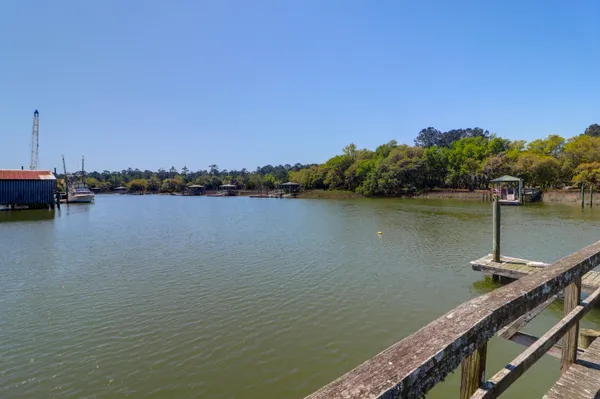 $1,925,000 | 29 Morrison Avenue, McClellanville, SC 29458