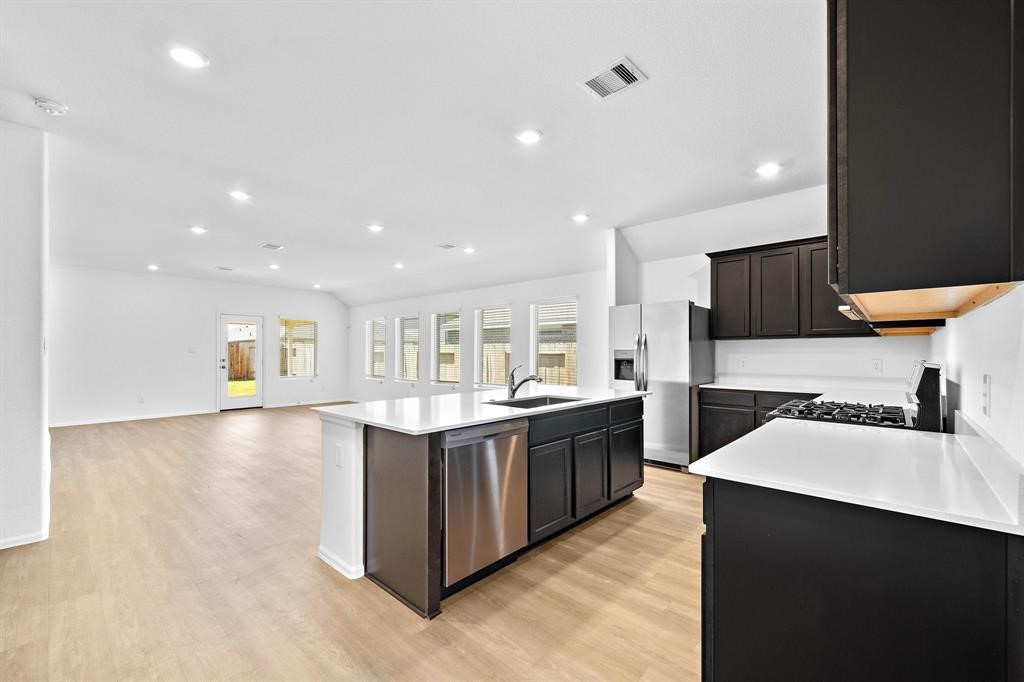 5014 Viridian Forrest Drive Rosenberg, TX 77469 - Photo 3 of 27