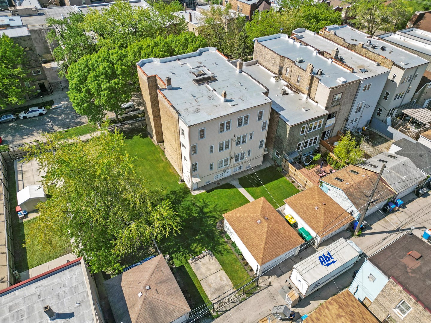 2712 West Crystal Street Chicago, IL 60622 - Photo 3 of 7 an aerial view of a house with garden space and street view